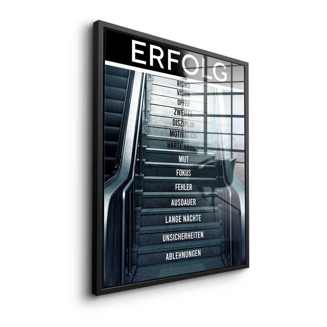 ROLLTREPPE DES ERFOLGS - Acrylglas